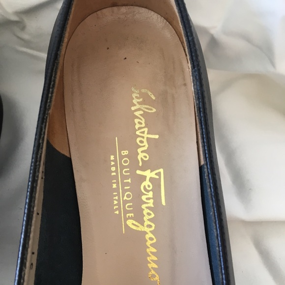 Salvatore Ferragamo blue leather pumps - Picture 4 of 8
